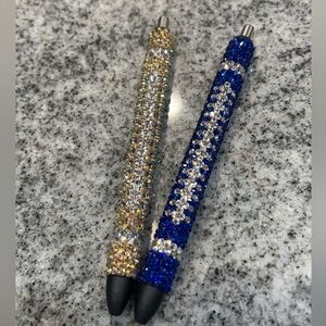 🏈 Yellow Gold Football Rhinestone Gel Pen